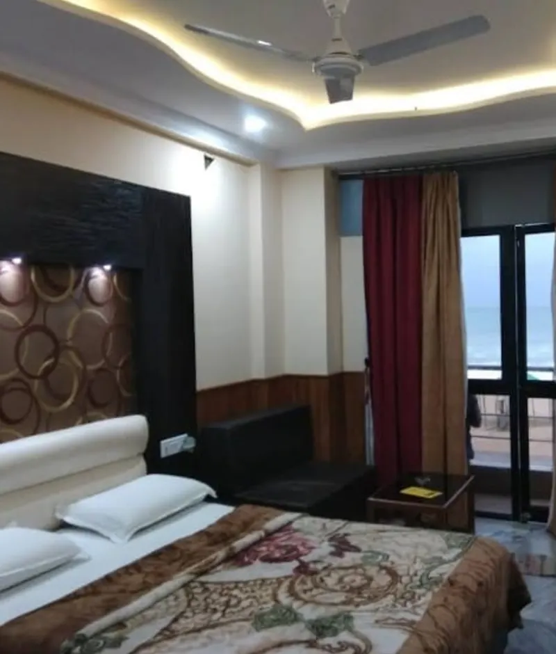 Deluxe Room Ac Price